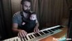 Buzz : Avec sa berceuse jouée au piano, ce papa sait comment endormir son bébé !