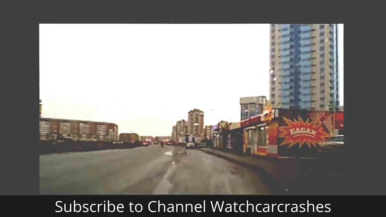 Dash cam footage of Crazy Car Crashes HD video Dailymotion