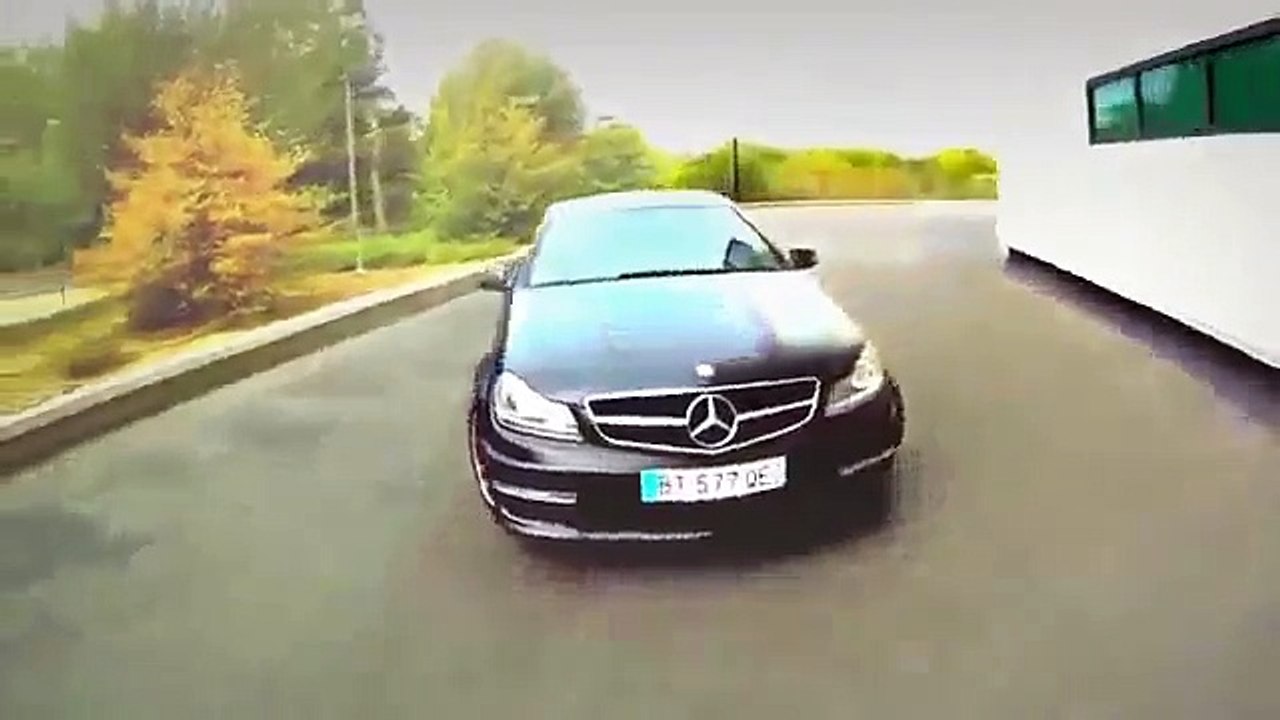 Car Accidents Mercedes Benz C63 AMG Spyder Sport Mode 280 KM H