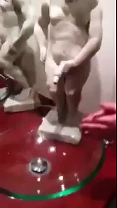 ОТ НЕГО В ВОСТОРГЕ ВСЕ ЖЕНЩИНЫ