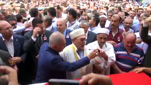 Şehidin yarbay abisi: Zırhlı araçlara binip 'şehit olmak istiyorum' yok!
