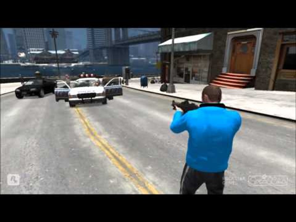 GRAND THEFT AUTO IV: UMP45 + STAR TREK SWEATER