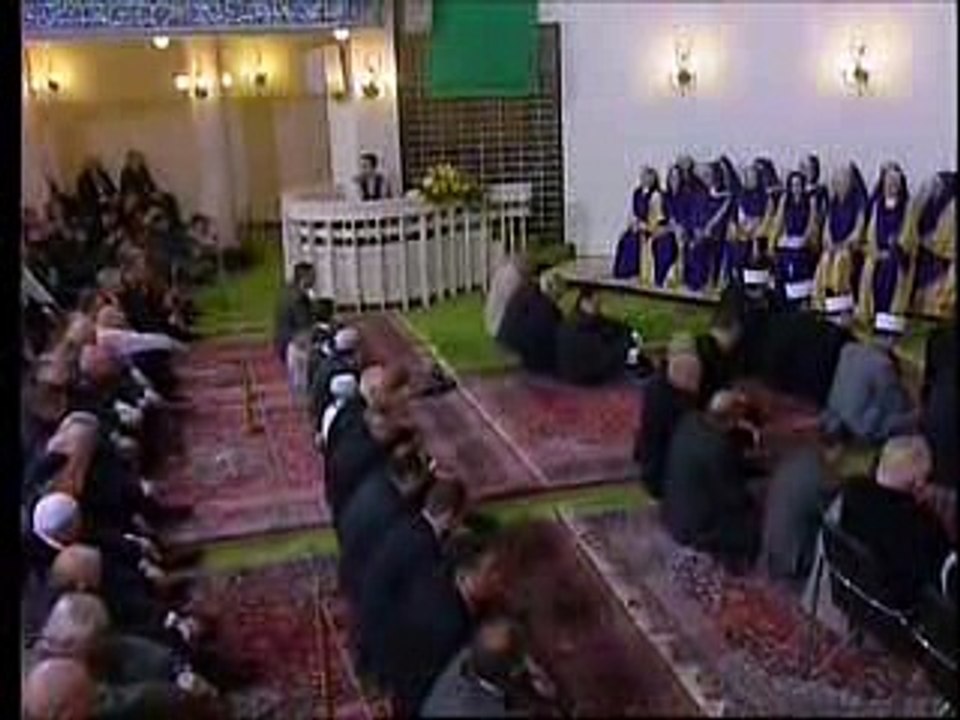 Hafiz Ahmed Alili,Reciting Quran