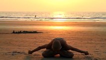 Yoga à la plage - Inde