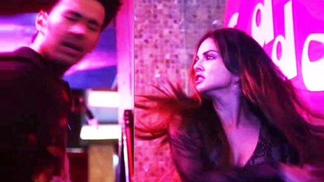 Sunny Leone SLAPS Co-Actor Rajneesh Duggal In Pub