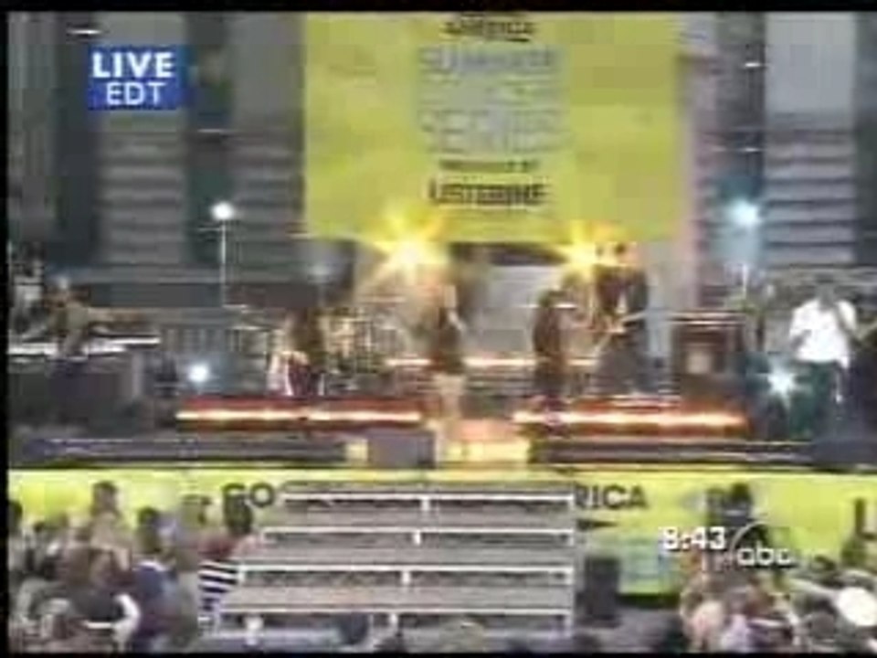 Fergie - Glamorous - GMA