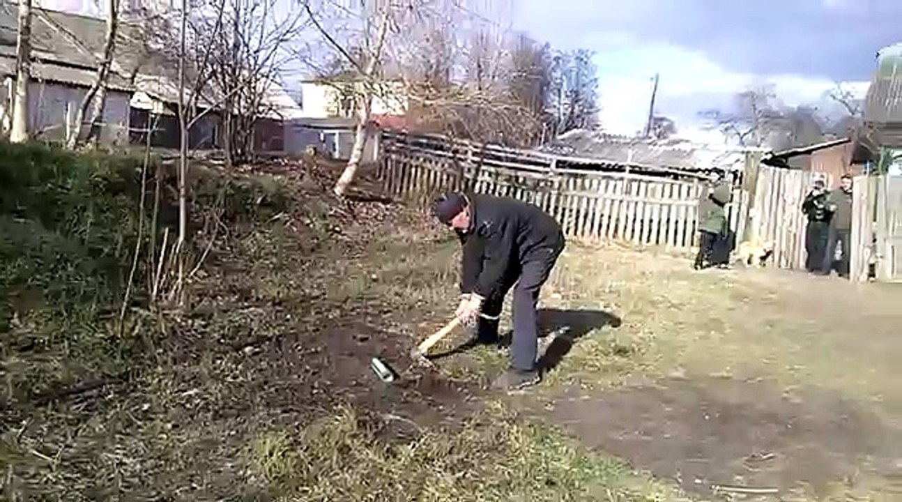 Бобруйский пено-монтажник высшего разряда