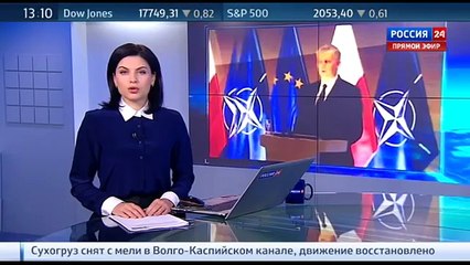 Министр обороны Польши перепутал лампочку с микрофоном