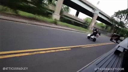 Quand tu maîtrise ton Quad mais pas le code de la route !!!