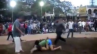 Strong Girl defeats boy in Kabaddi