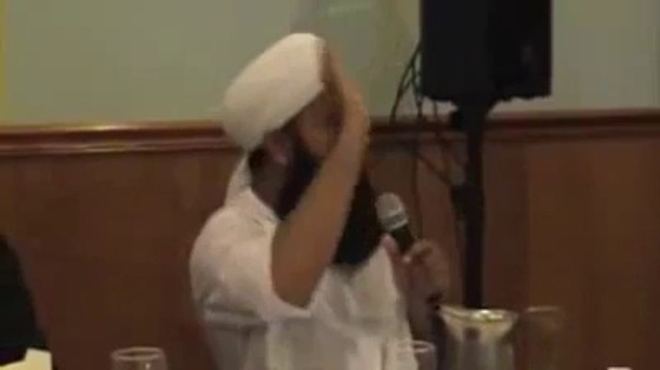 مولوی بننے والے سابق کرکٹر سعید انوار نے عمران خان کے بارے میں ہو کچھ کہہ گیا کہ بس۔۔ خود سنئے کیا کہہ رہے ہیں