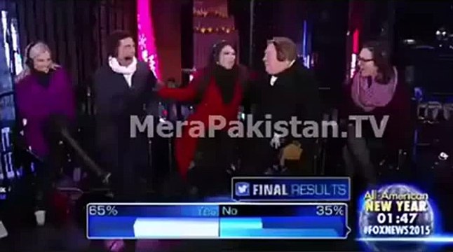 لائیو شو میں ریحام خان کی انتہائی شرمناک کسسنگ ویڈیو منظر عام