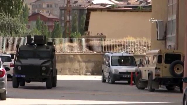 Silahlı saldırıya uğrayan Uzman Çavuş Ziya Sarpkaya şehit oldu