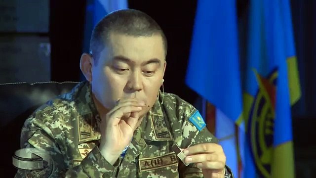 Блондинка разделась за 45 секунд