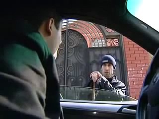 Не в каждой бэхе крутой перец, и не каждый дворник лох