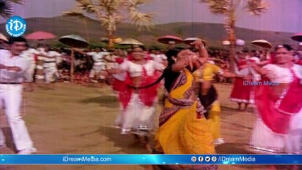 Télécharger la video: Durga Devi Full Movie Part 4 || Murali Mohan, Mohan Babu, Jayasudha || JV Raghavulu