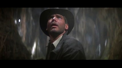 Star Wars vs Indiana Jones droid chase!