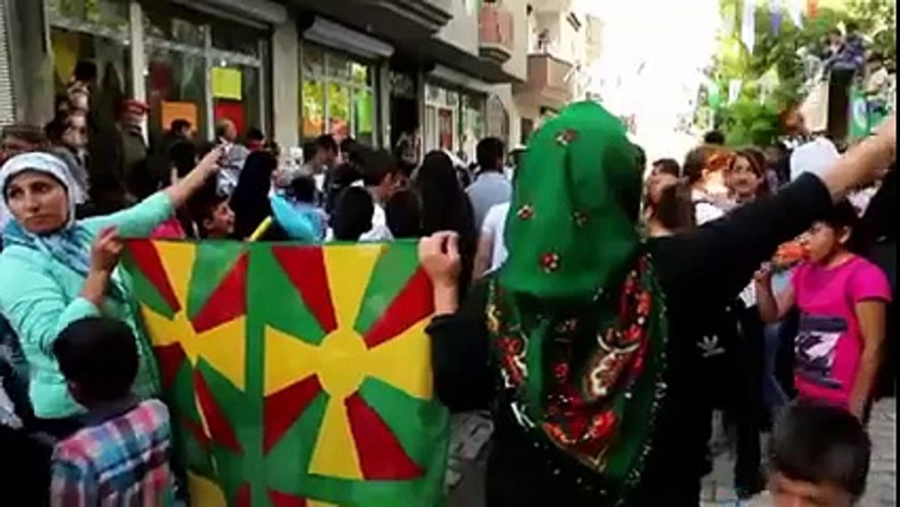 İbrahim Şiyar - Bütün Oylar (Demirtaş a) Orjinal Kilip Mükemmel bir seçim şarkısı HDP-2015