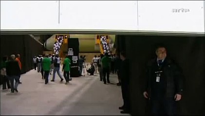 Así evacuan un Airbus A380 con 873 pasajeros