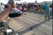 Автомобильные гонки Lamborghini Aventador против Porsche 997