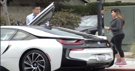 Exposing Gold Diggers With A BMW-I8