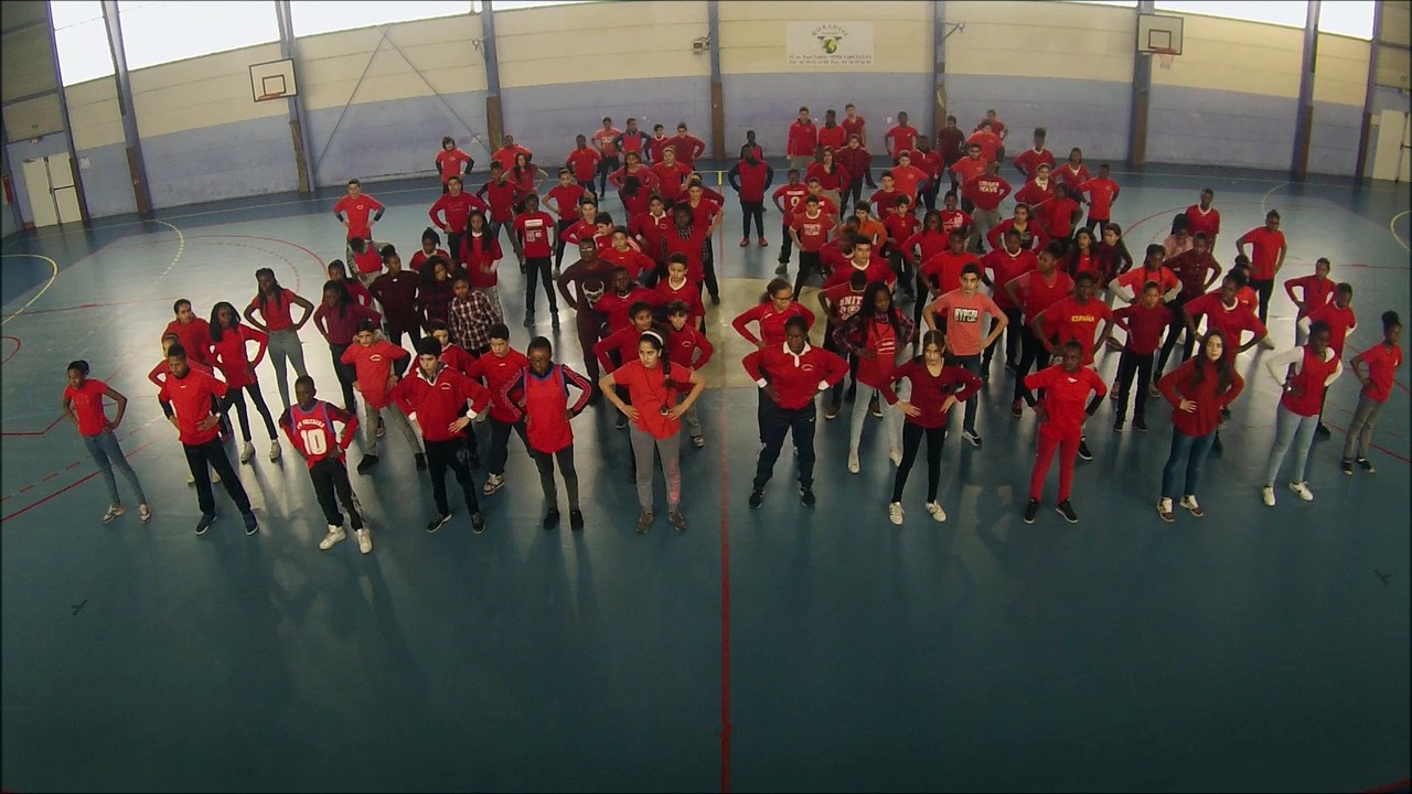 Flashmob UNSS Euro 2016 - AS Clg Voltaire Sarcelles (95)