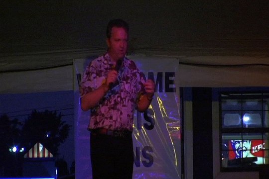 Colin Paul sings 'Susan When She Tried' Elvis Week 2010