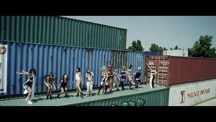 Corina + Mira + Skizzo Skillz - Fete din Balcani