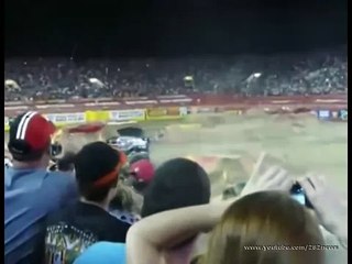 Бигфут исполнил двойное сальто