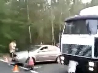 Гонки на грузовиках МАЗ против седана Стритрейсинг