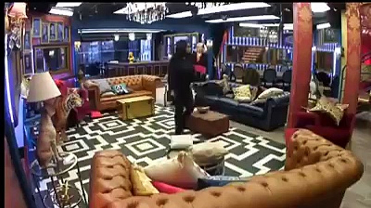 Watch as Celebrity Big Brothers Tiffany Pollard thinks housemate David Gest has died