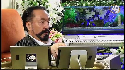 Kuran'da Allah'ı herşeyden daha çok sevin diye bildiriyor