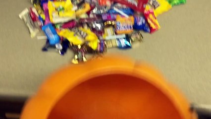 Hey Jimmy Kimmel, I Told My Kids I Ate All Their Halloween Candy