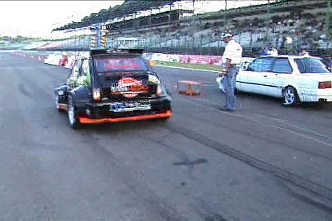 Fiat 126 P [Drag Polski] Vs. BMW E30 [M5] Drag Race