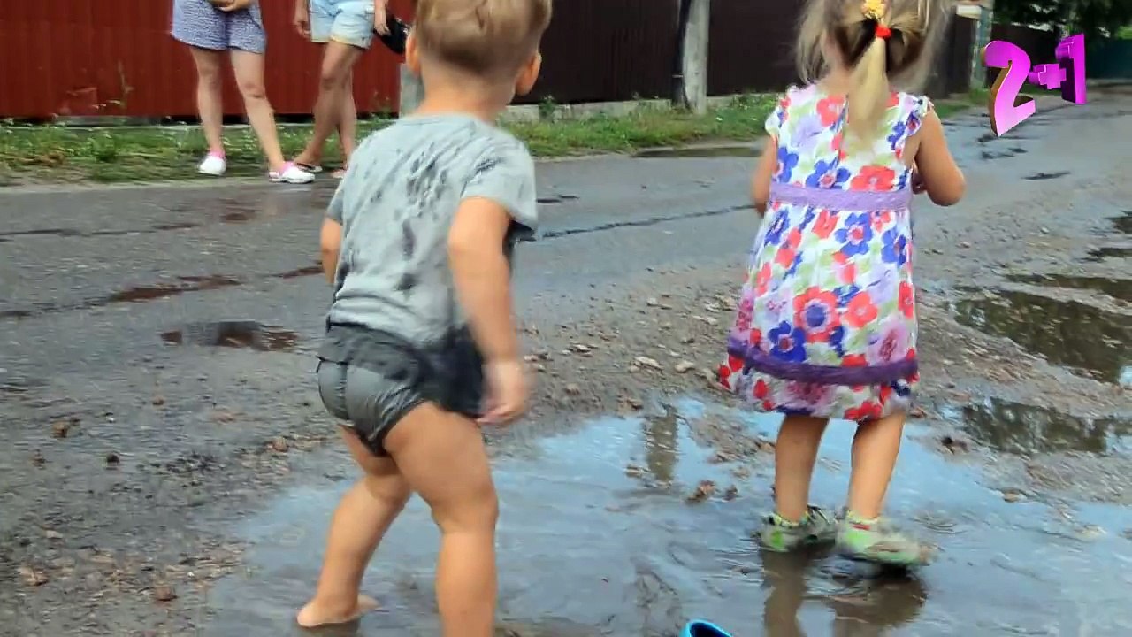 ДЕТИ И ЛУЖА, Полное погружение!-) Children and pool, watch all !! | Смешной канал 2 1