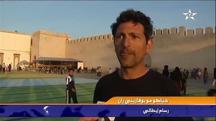 رسام ايطالي يرسم أكبر لوحة فنية في شمال افريقيا بمدينة الصويرة