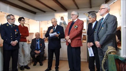 C'est l'histoire d'un grand-père . . .