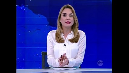 Deputada aproveita nudez do Carnaval para incentivar amamentação em público