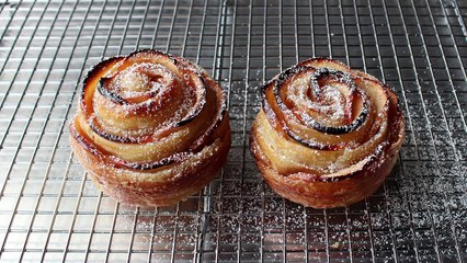 Baked Apple Roses - How to Make a Rose-Shaped Apple Tart