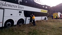 Évacuation du car d'étudiants