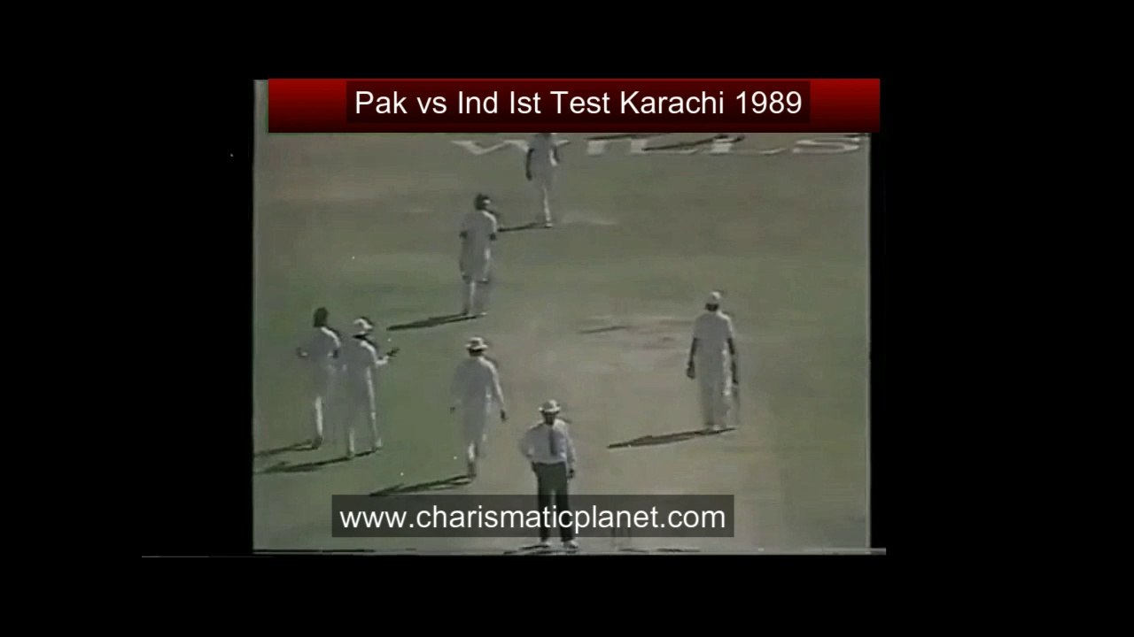 Waqar Younis Got Zero in his First Test Inning