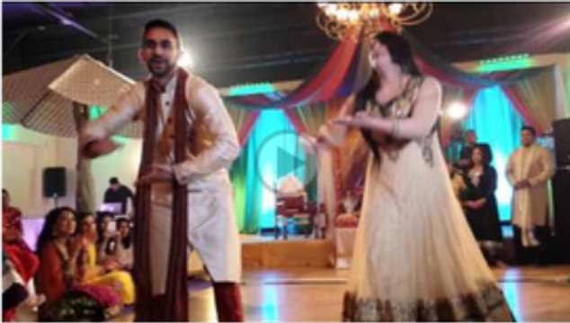 Ahsan and Hina's Mehndi Dance - Beautifull Dance ever 2015