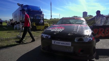 Nissan Skyline R32 (7.9 sec. @ 281 kph)