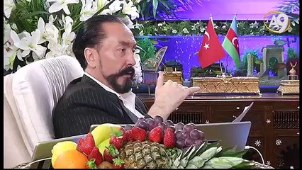 Peygamberimiz (sav): Şam’da askeri araçları ve sarı bayraklıları bekleyin (YPG) bu açlık ve kızıl ölüm dönemidir.