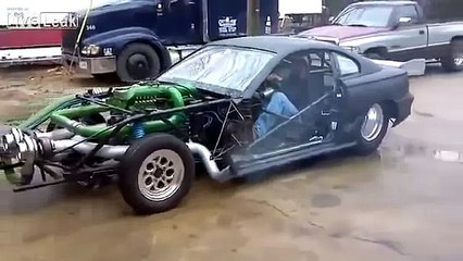 Гоночный автомобиль для уличных гонок