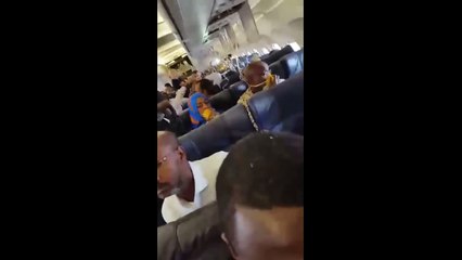 Somali Airliner Returns to Airport after Onboard Explosion