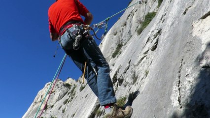 2 Machard et Francais remontee sur corde