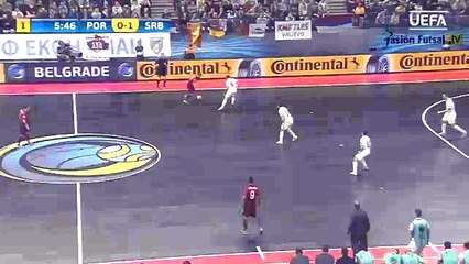 Futsalda inanılmaz bir gol!