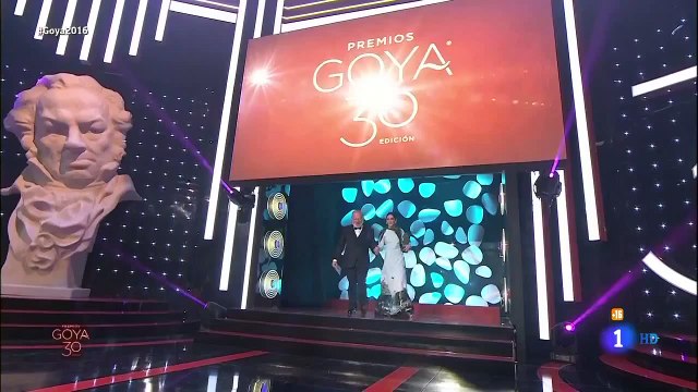 El momento más emotivo de los Goya 2016. Miguel Herrán mejor actor revelación. Lágrimas de Daniel Guzmán.