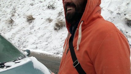 D!CI TV : Les vacanciers mettent les chaînes dans le col de Montgenèvre